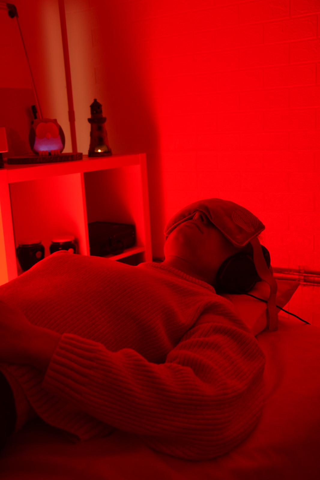 Klientka odpočívá během sezení